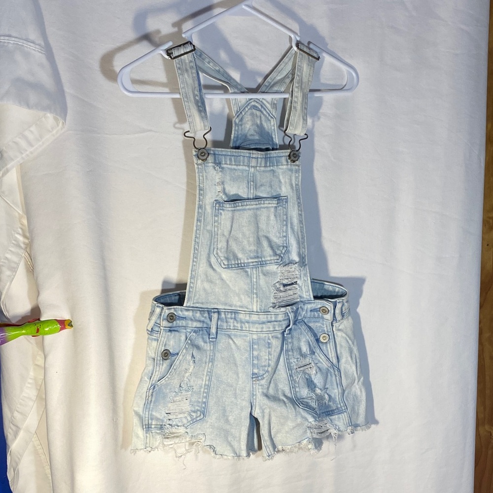Hollister Light Wash Denim Boyfriend Shortalls, Size XSmall
